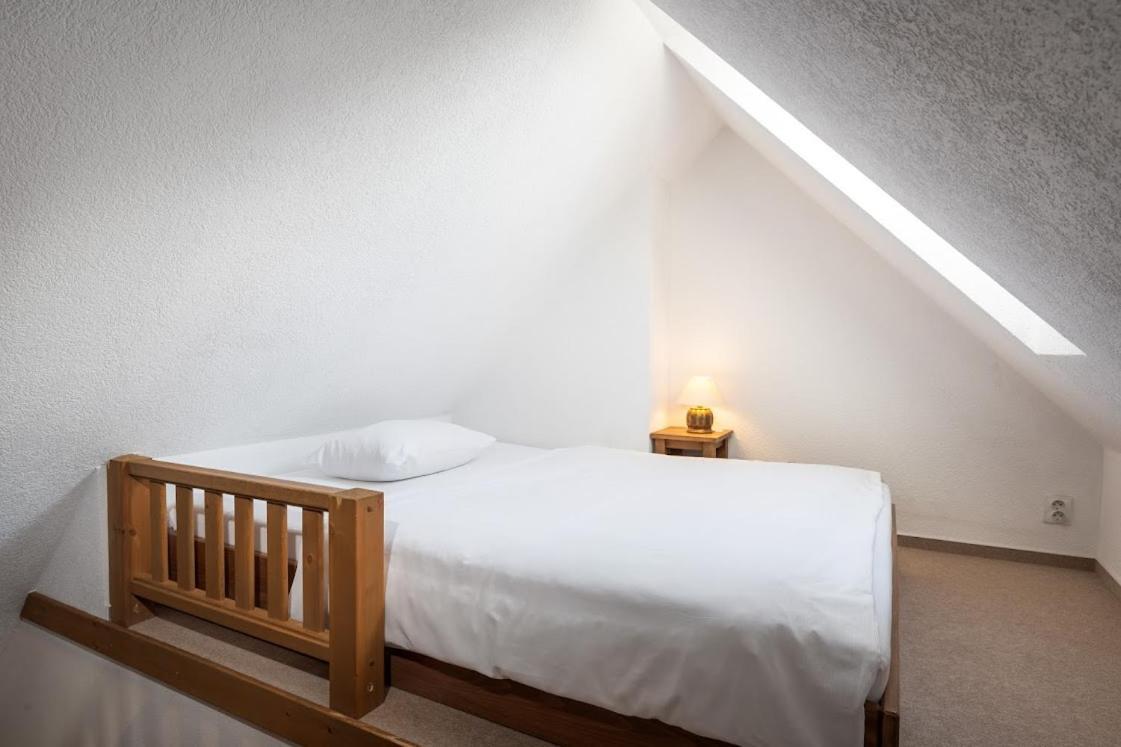 Apartmanovy Dom Vila Maros Pavcina Lehota  Bagian luar foto