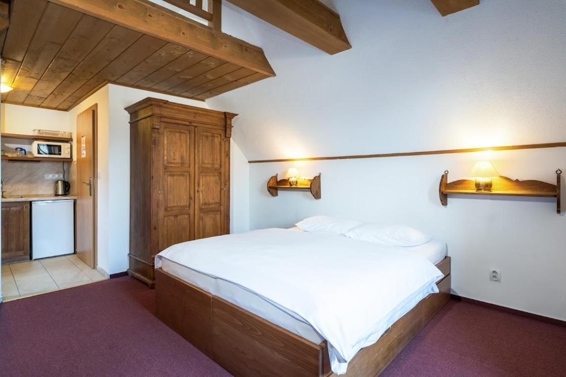 Apartmanovy Dom Vila Maros Pavcina Lehota  Bagian luar foto