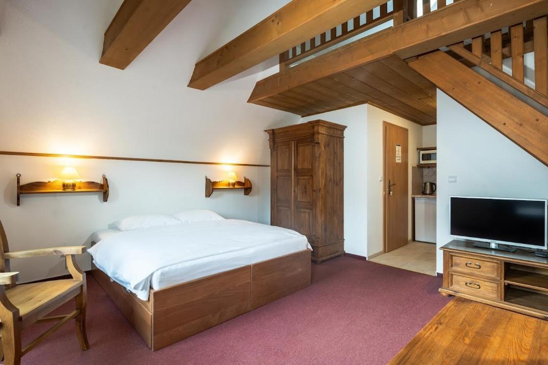 Apartmanovy Dom Vila Maros Pavcina Lehota  Bagian luar foto