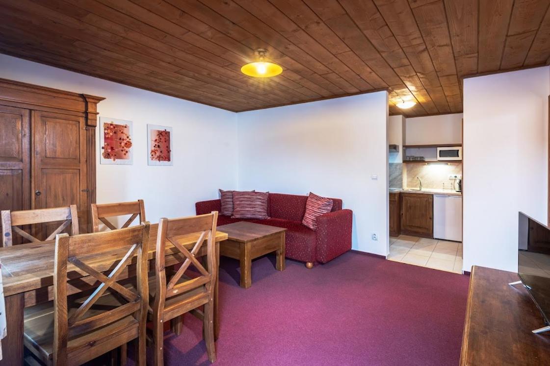 Apartmanovy Dom Vila Maros Pavcina Lehota  Bagian luar foto