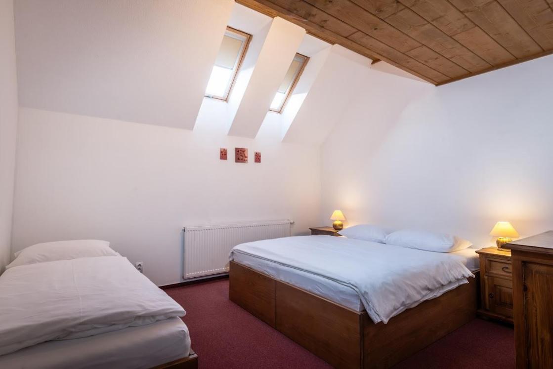 Apartmanovy Dom Vila Maros Pavcina Lehota  Bagian luar foto